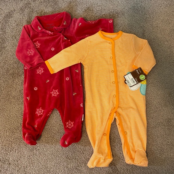 🎀🆕Girl’s One Piece Outfits🎀 - Picture 1 of 7